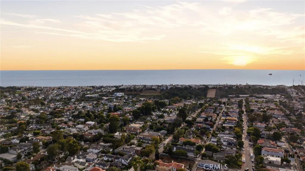 3508 Maple Ave, Manhattan Beach, CA 90266