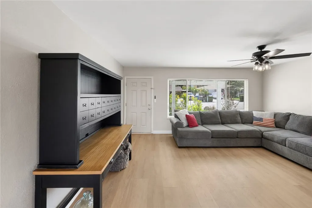 Additional image 10 of 801 La Palma Drive, Fallbrook, CA 92028