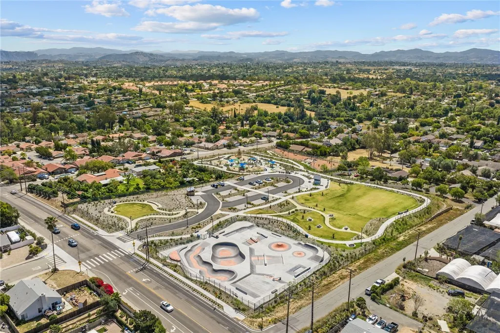 Additional image 42 of 801 La Palma Drive, Fallbrook, CA 92028