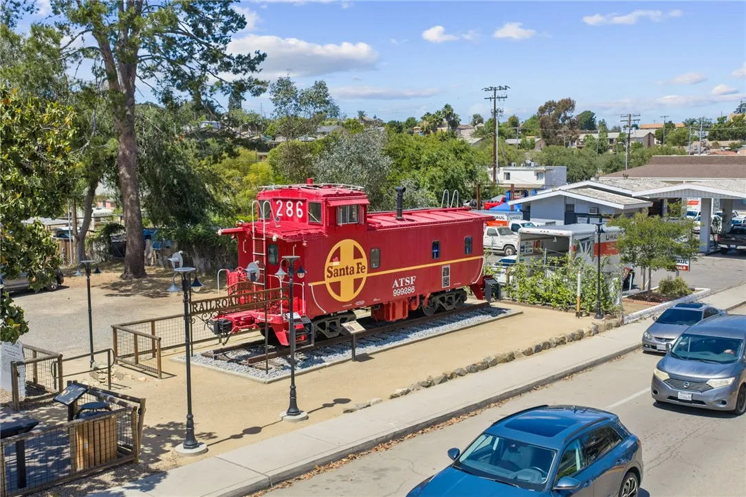 Additional image 100 of 801 La Palma Drive, Fallbrook, CA 92028