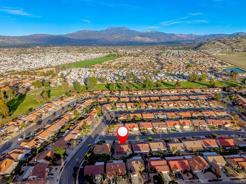1329 Hickory Drive, Hemet, CA 92545