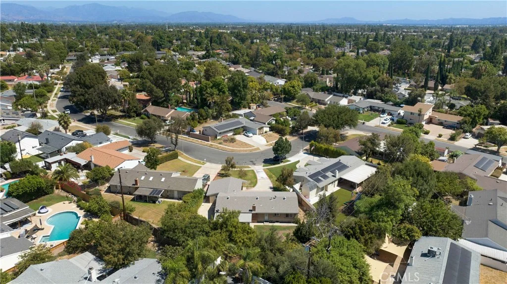 18681 Horace Street, Northridge, CA 91326