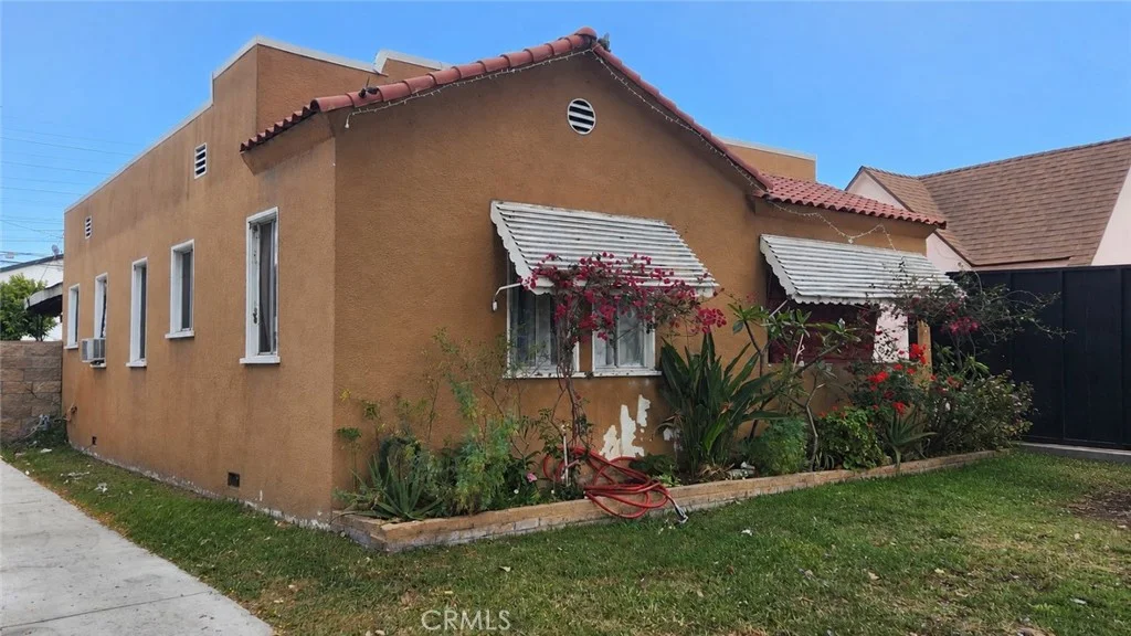 6536 Gardenia Ave., Long Beach, CA 90805