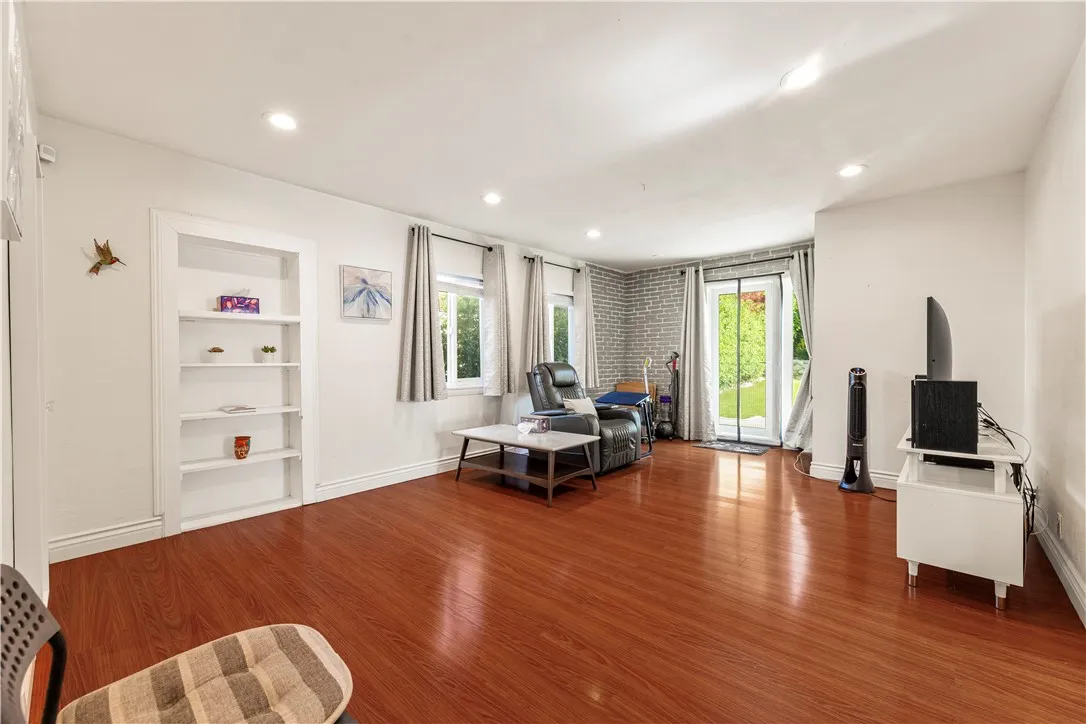 Additional image 47 of 2389 Mayfield Avenue, Montrose, CA 91020