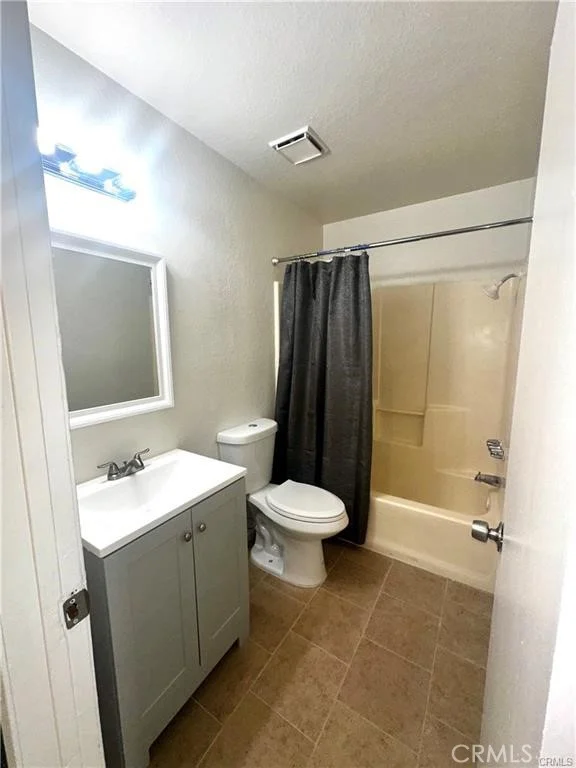 11661 White Ave Unit 10, Adelanto, CA 92301 photo 5