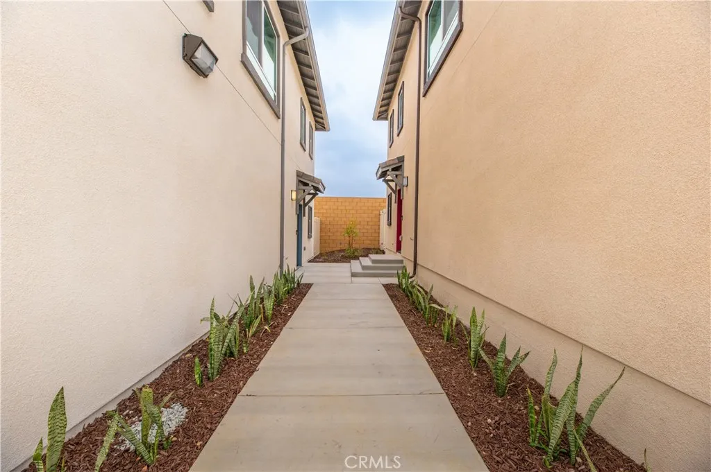 Additional image 3 of 14407 Maraschino Avenue, Fontana, CA 92335