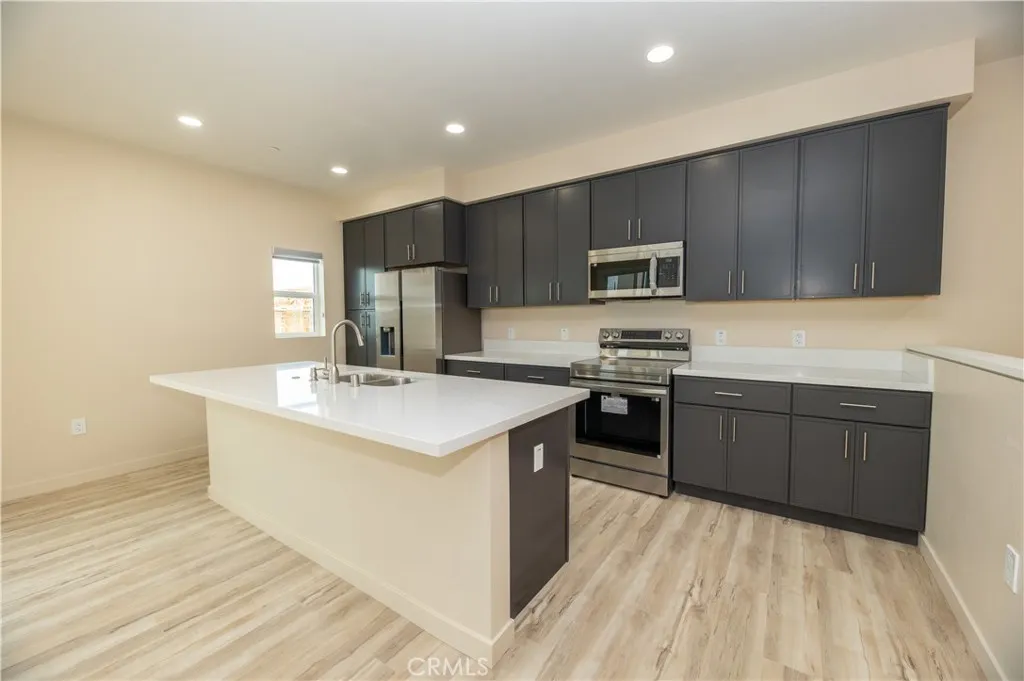 Additional image 13 of 14407 Maraschino Avenue, Fontana, CA 92335