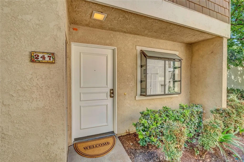 247 Pineview, Irvine, CA 92620 photo 3