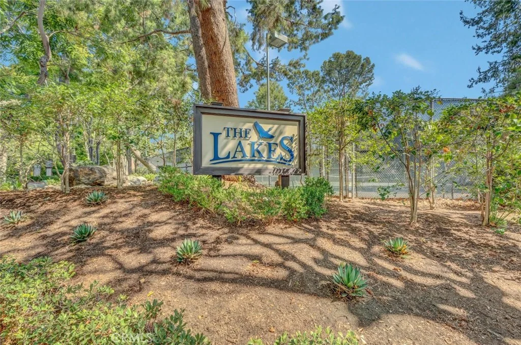 247 Pineview, Irvine, CA 92620 photo 2