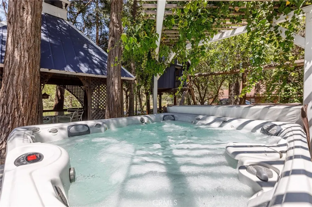 Additional image 77 of 22606 Seeley Drive, Crestline, CA 92325