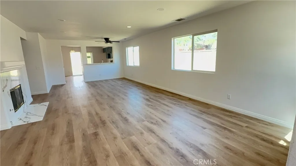 Additional image 52 of 555 Koufax Dr, Lancaster, CA 93535