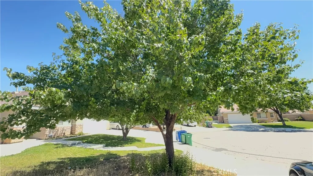 Additional image 82 of 555 Koufax Dr, Lancaster, CA 93535