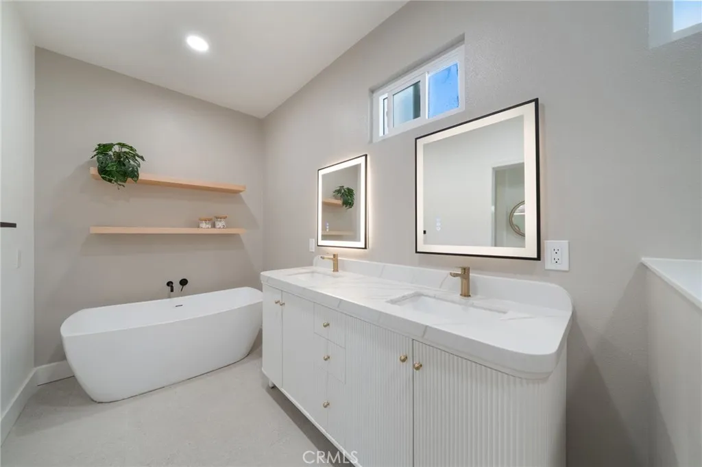 Additional image 88 of 511 9th St, Huntington Beach, CA 92648