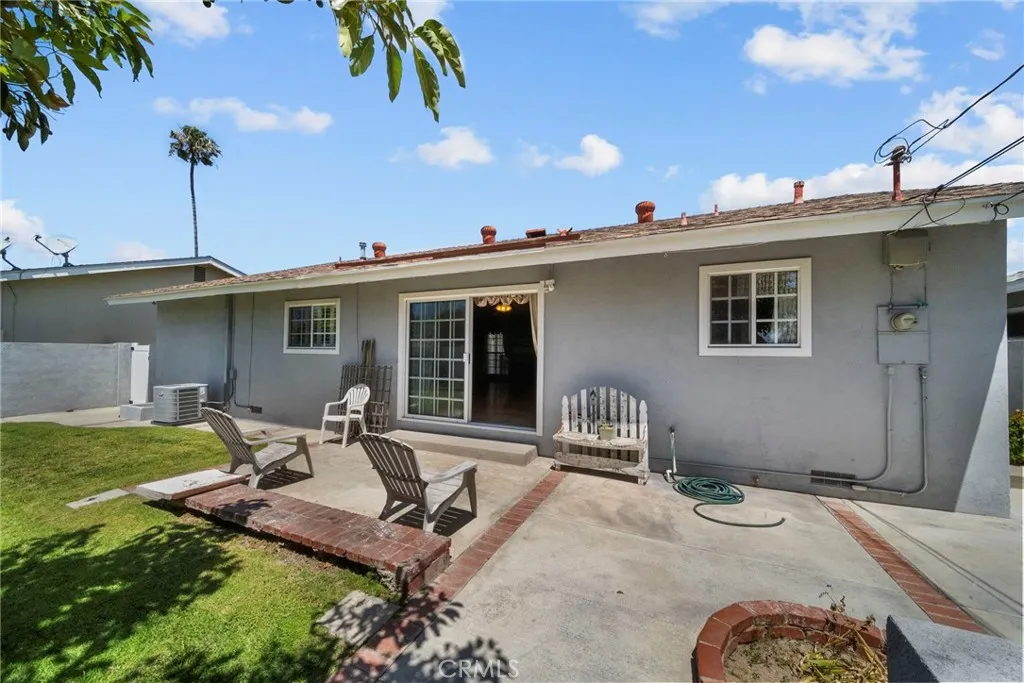 Additional image 40 of 7562 Alhambra Dr, Huntington Beach, CA 92647