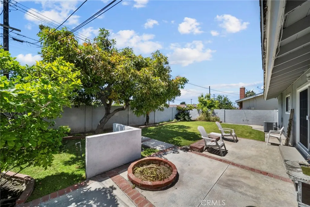 Additional image 39 of 7562 Alhambra Dr, Huntington Beach, CA 92647