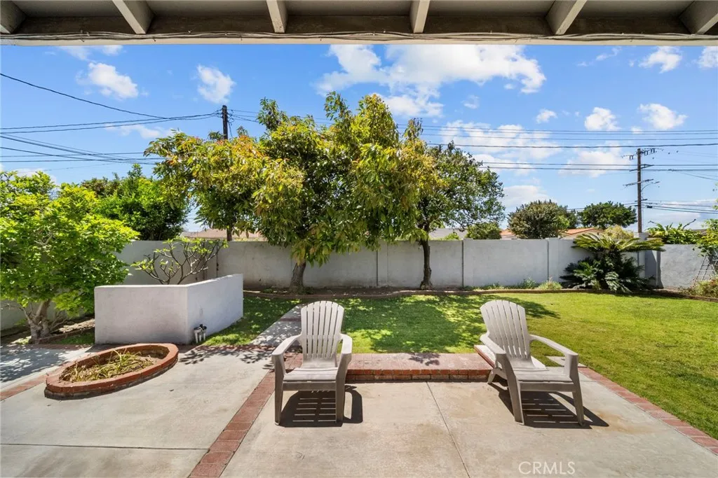 Additional image 88 of 7562 Alhambra Dr, Huntington Beach, CA 92647