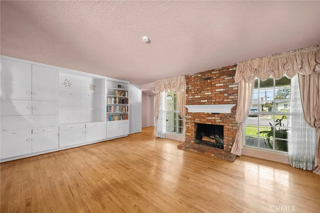 Additional image 13 of 7562 Alhambra Dr, Huntington Beach, CA 92647