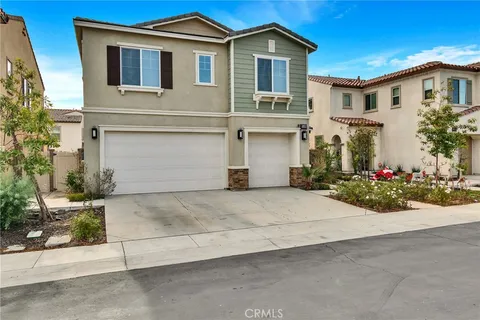24469 Paxton Lane, Lake Elsinore, CA MLS: IG24252844