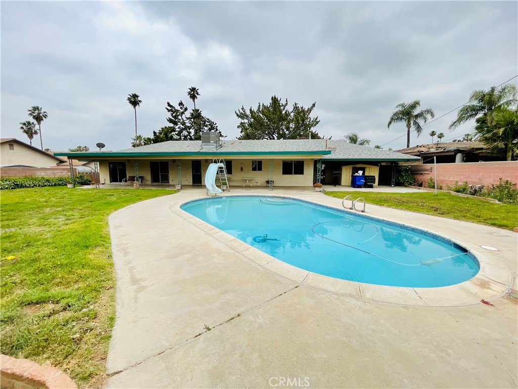 5875 Olive Avenue, Rialto, CA 92377 - MLS#: IG23060770