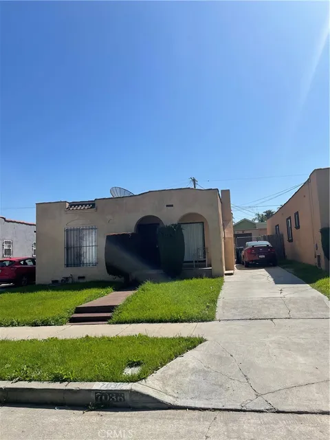 7036 6th Avenue, Los Angeles, CA MLS: IG25086589
