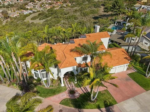 1367 Corona Vis, Bonita, CA 91902 - MLS#: PTP2501570
