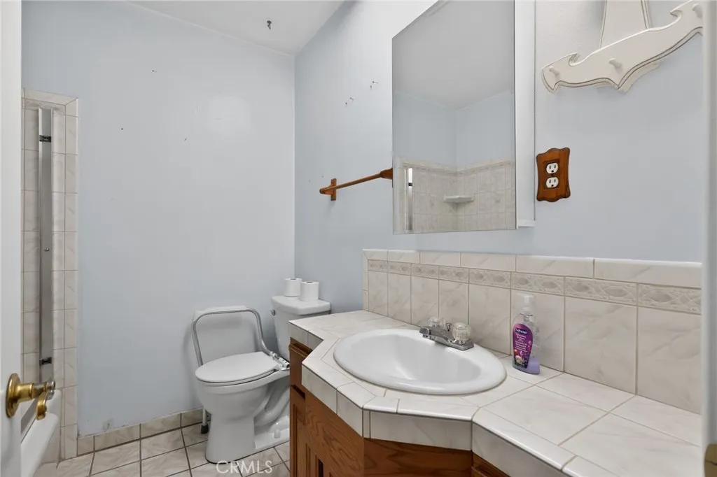 Additional image 40 of 6009 Hardwick St, Lakewood, CA 90713