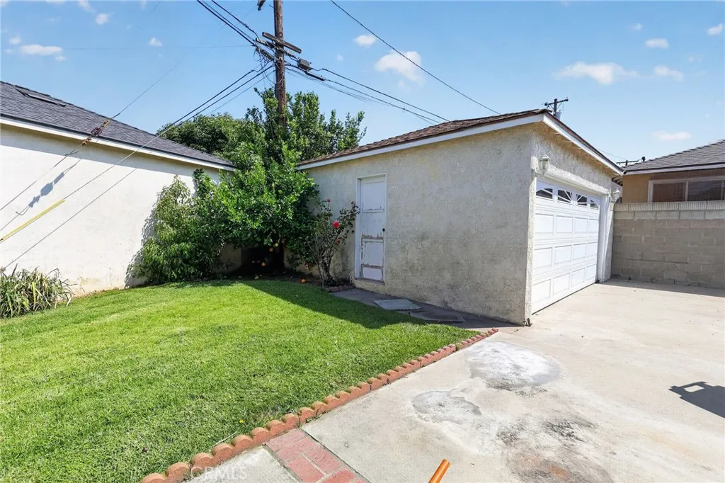 6009 Hardwick St, Lakewood, CA 90713