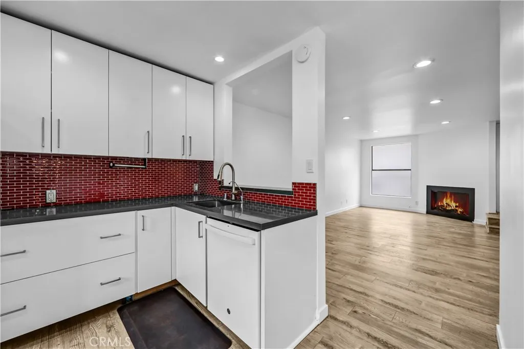 Additional image 50 of 219 N Isabel Street Unit 4, Glendale, CA 91206