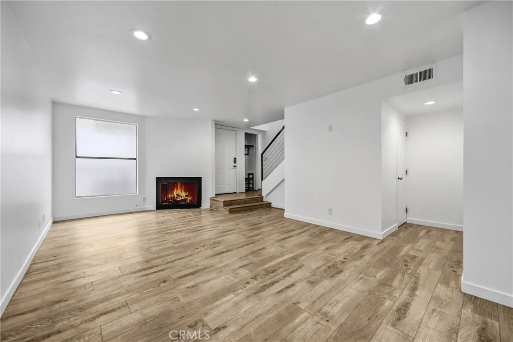 Additional image 10 of 219 N Isabel Street Unit 4, Glendale, CA 91206