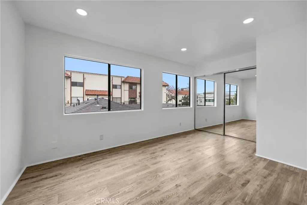 Additional image 62 of 219 N Isabel Street Unit 4, Glendale, CA 91206