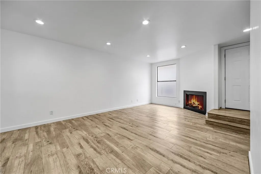 Additional image 47 of 219 N Isabel Street Unit 4, Glendale, CA 91206