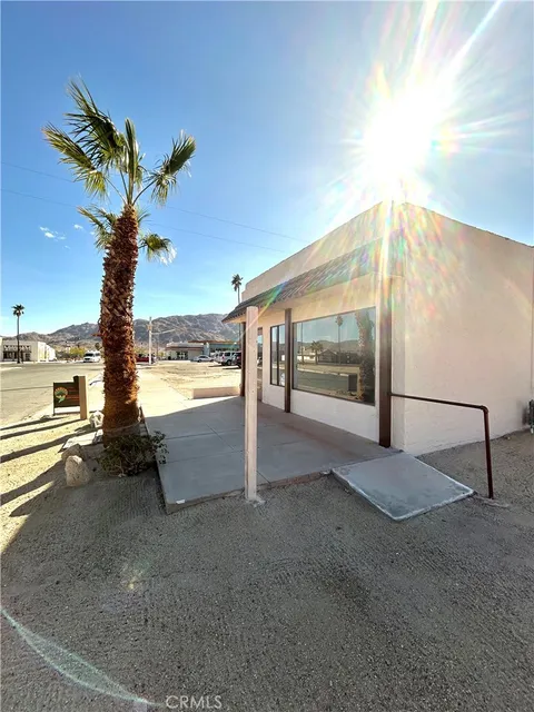 6476 Smoketree Avenue, 29 Palms, CA MLS: JT25047613
