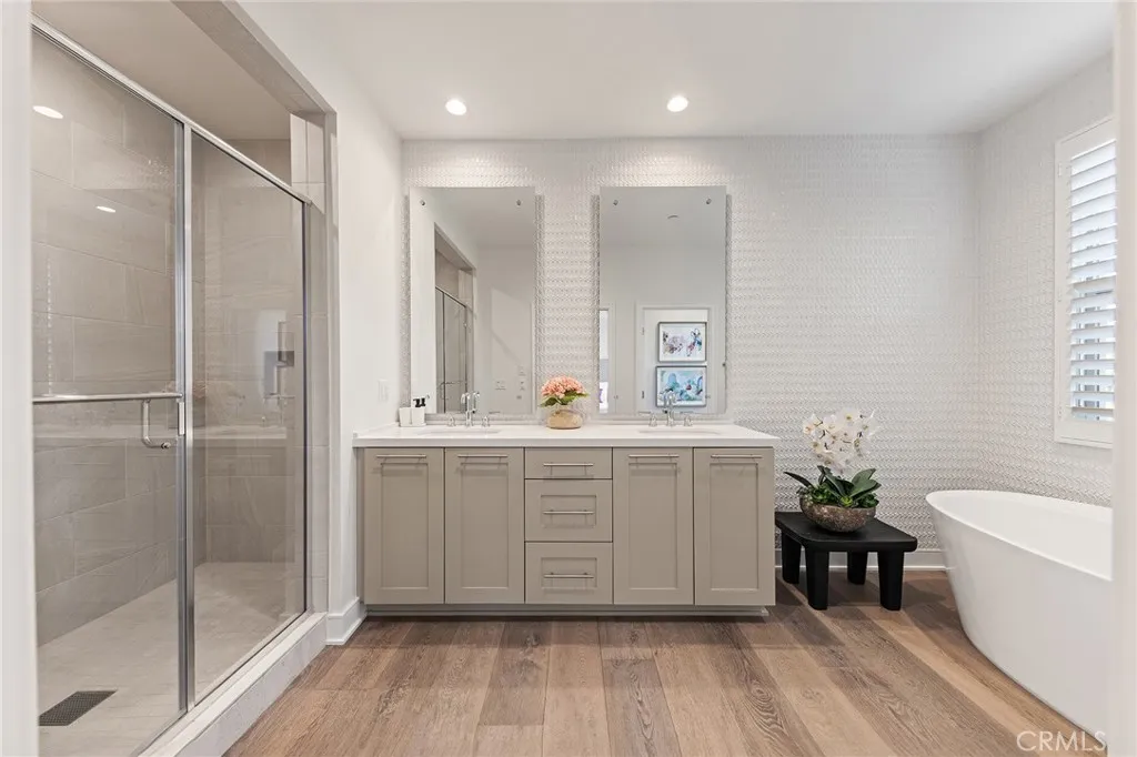 Additional image 113 of 117 Petunia, Irvine, CA 92618