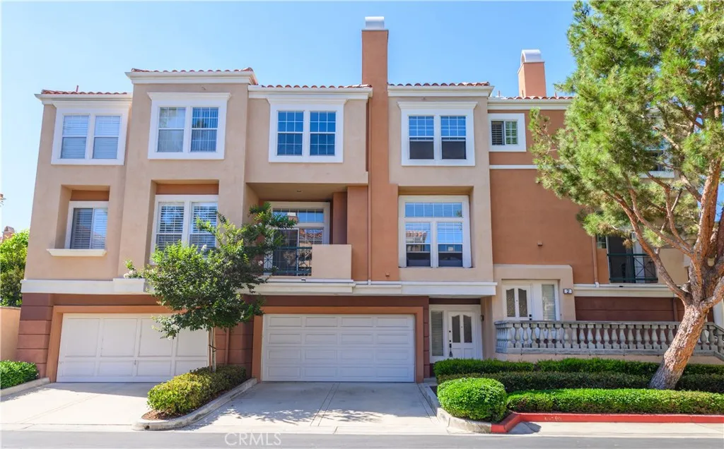 3 Palmieri Aisle, Irvine, CA 92606