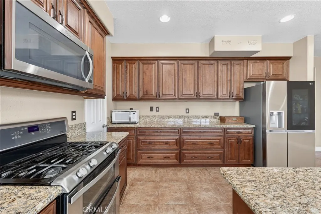 Additional image 92 of 27708 Carlton Oaks Street, Murrieta, CA 92562