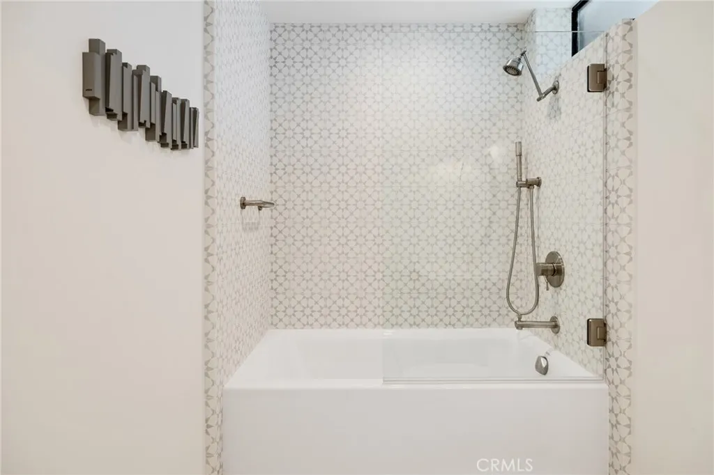 Additional image 122 of 177 Calle Mayor, Redondo Beach, CA 90277