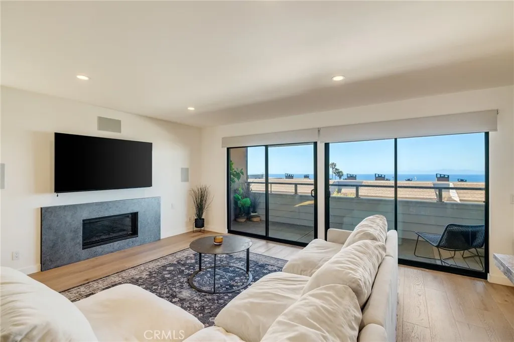Additional image 85 of 177 Calle Mayor, Redondo Beach, CA 90277
