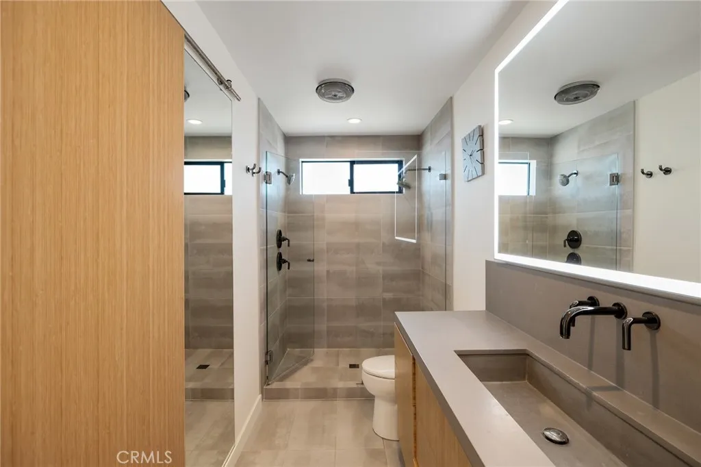 Additional image 126 of 177 Calle Mayor, Redondo Beach, CA 90277
