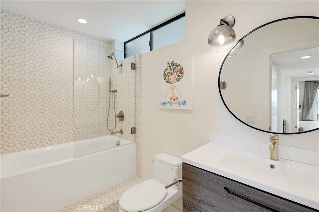 Additional image 121 of 177 Calle Mayor, Redondo Beach, CA 90277