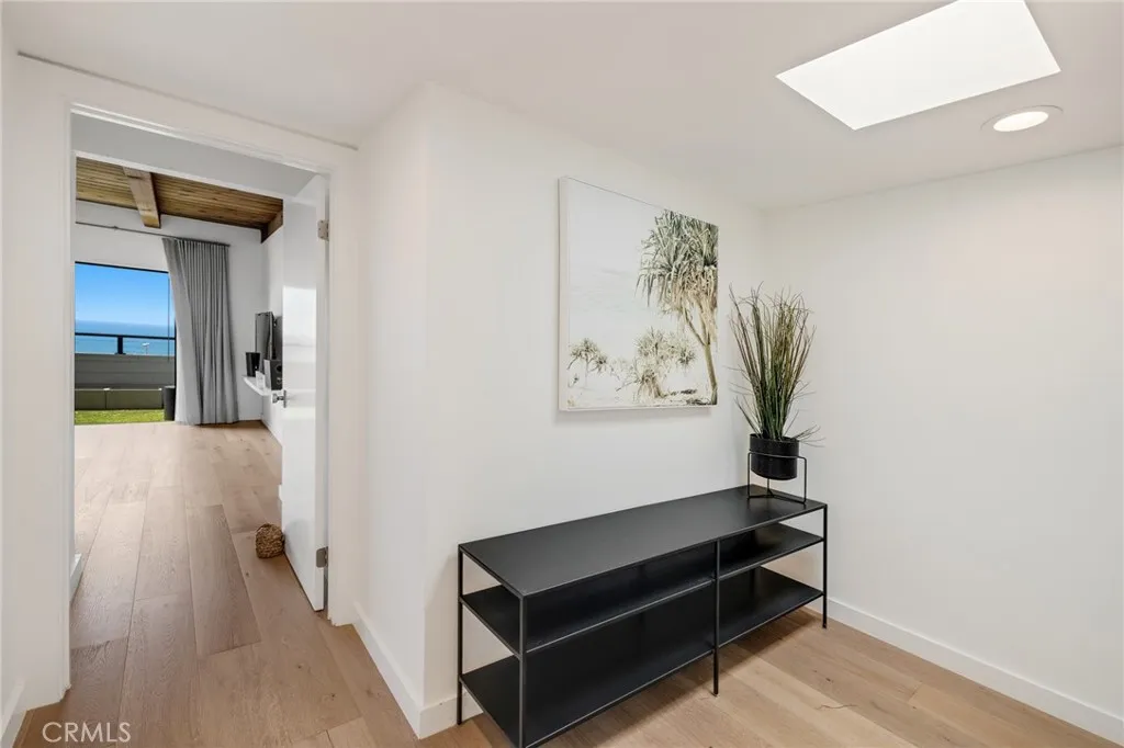 Additional image 113 of 177 Calle Mayor, Redondo Beach, CA 90277