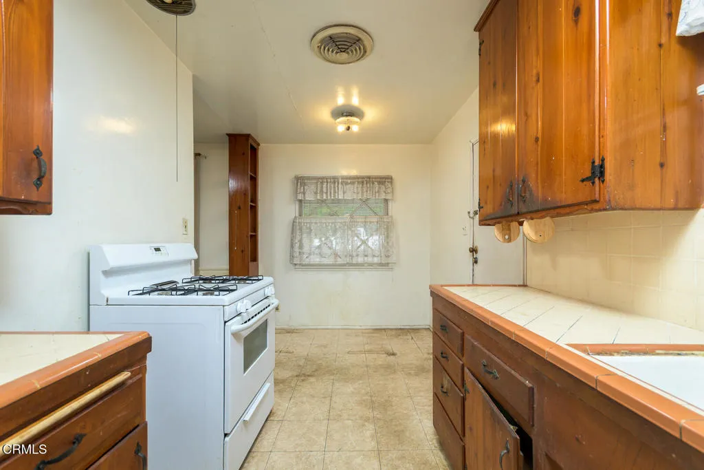 Additional image 52 of 10611 Redmont Avenue, Tujunga, CA 91042