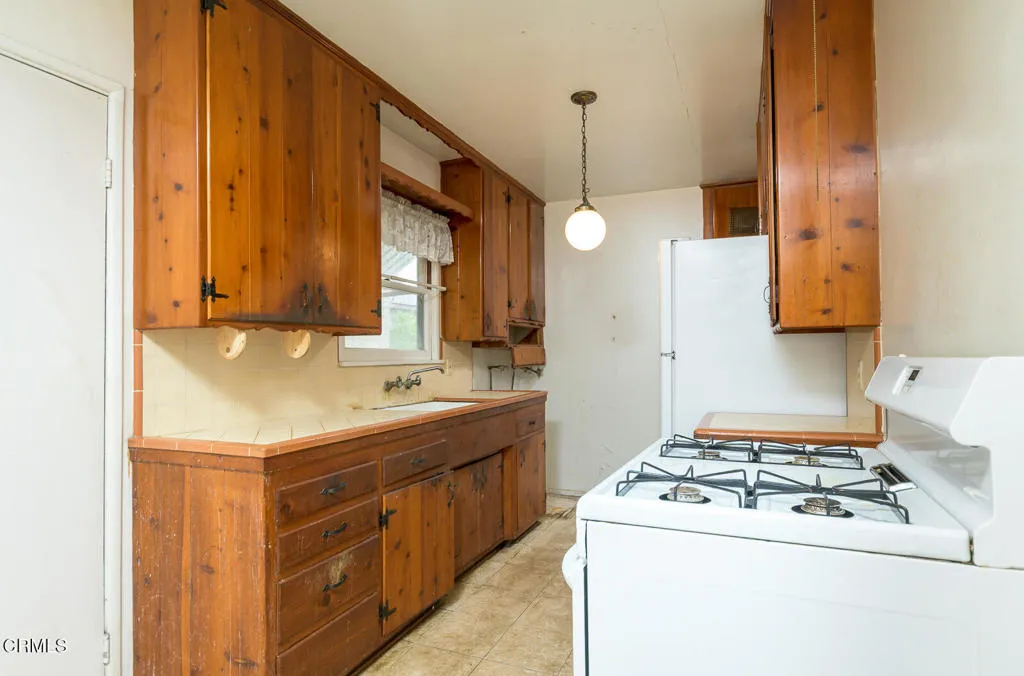 Additional image 50 of 10611 Redmont Avenue, Tujunga, CA 91042