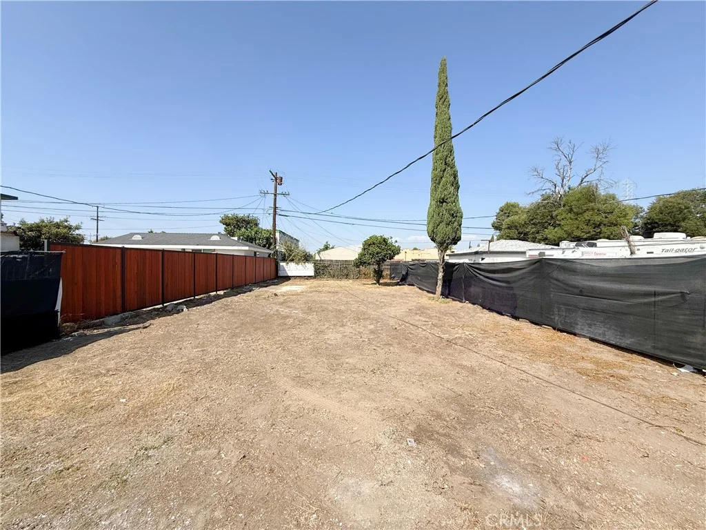 619 E 116th Street, Los Angeles, CA 90059