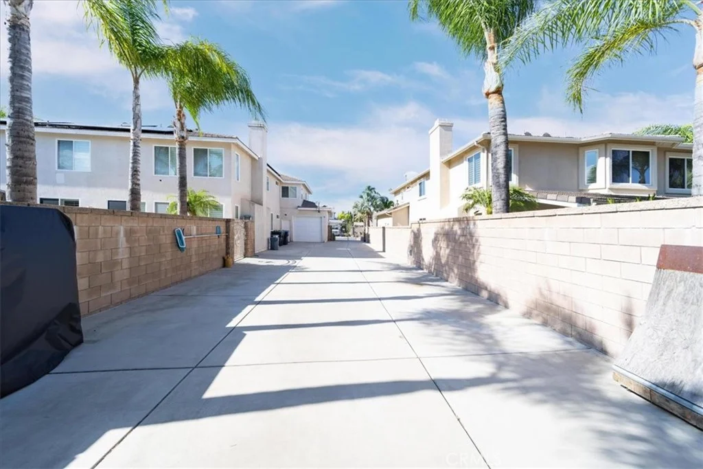 42151 Kimberly Way, Murrieta, CA 92562