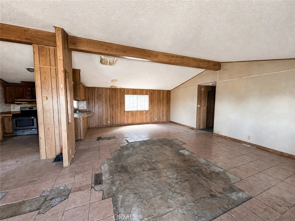 18440 Carroll St, Perris, CA 92570