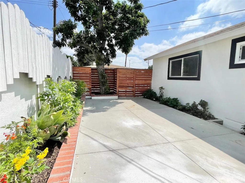 1815 E Palm Avenue, Orange, CA 92867