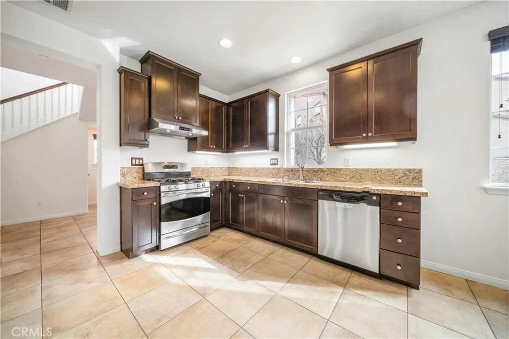 Additional image 17 of 208 W Cork Tree Dr, Orange, CA 92865