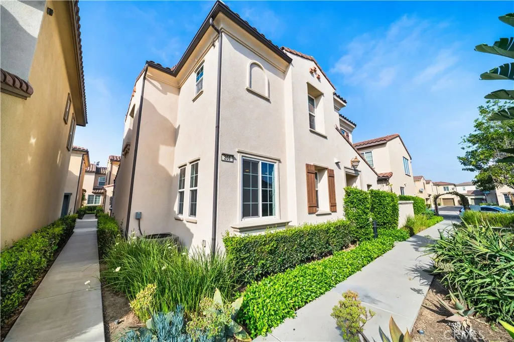 Additional image 85 of 208 W Cork Tree Dr, Orange, CA 92865