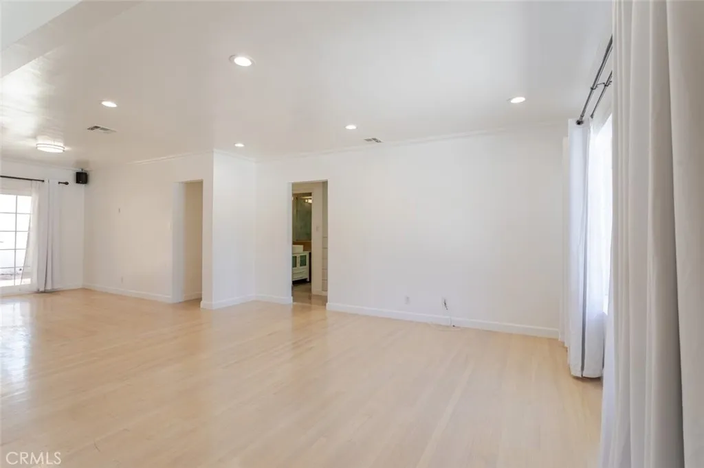 Additional image 8 of 3960 Mayfield Avenue, Glendale, CA 91214
