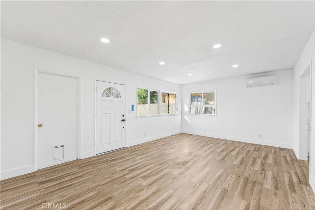 Additional image 4 of 14840 Polk Street, Sylmar, CA 91342